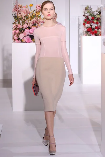 Look 5